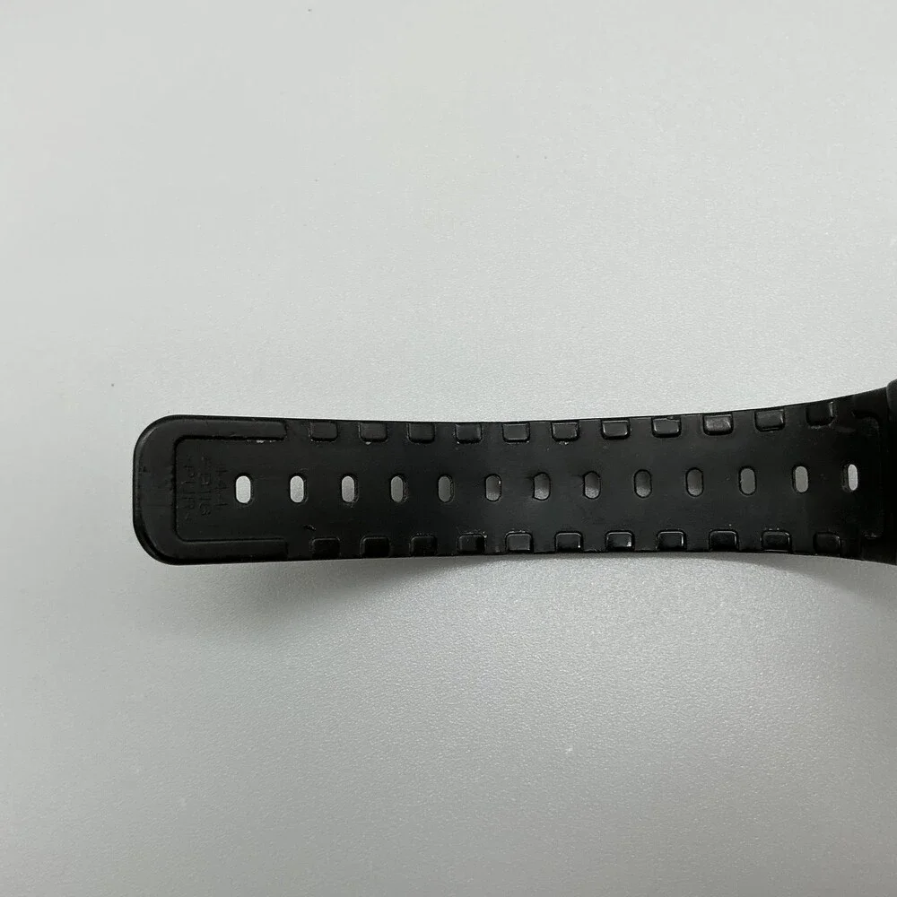 Casio G-Shock DW-5600E Mens Watch 39mm Digital Black Broke Backlight New Battery